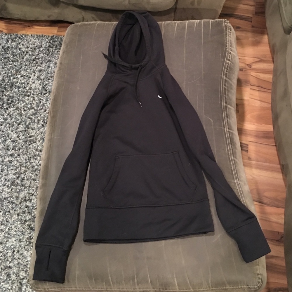 Women’s Nike jacket/sweater